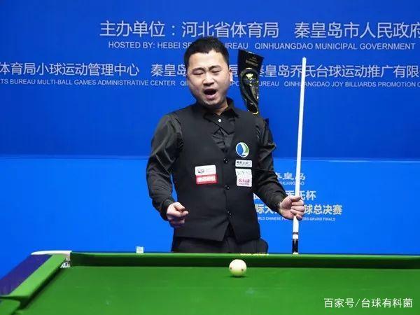 头戴棒球帽 头戴棒球帽