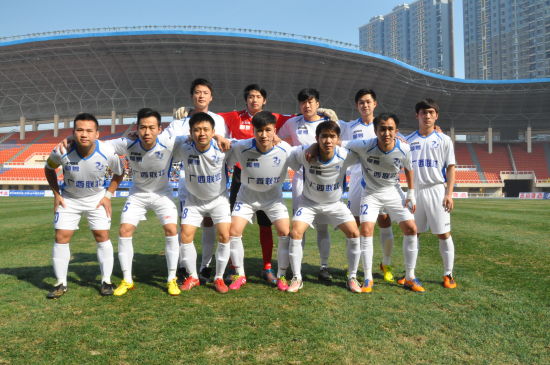 三人小组 三人小组